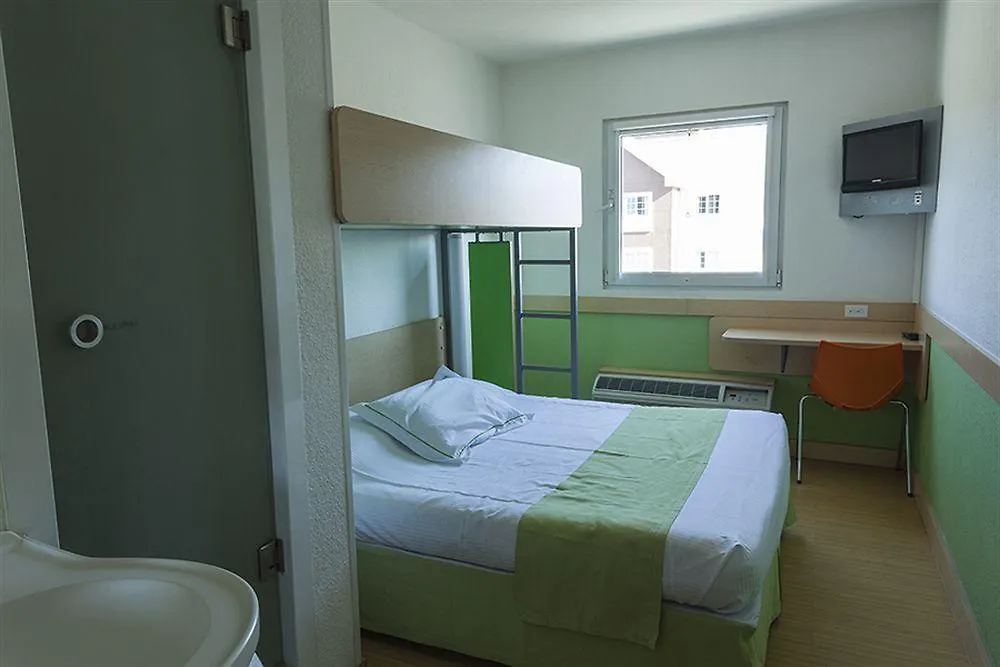 Hotel Hi! Zapopan 3*,  México